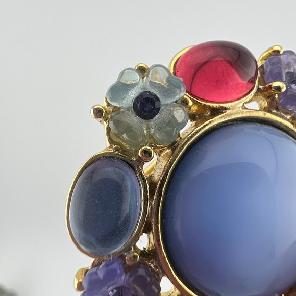 Vintage Floral Cabochon Brooch Pastel Flower Cluster Gold Tone Round Pin - Picture 3 of 6